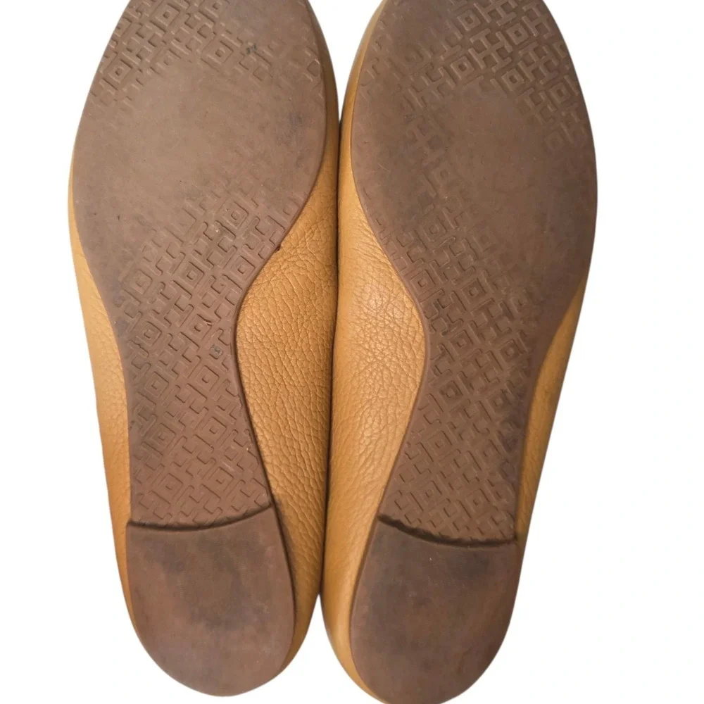 Tory Burch Reva Womens 7.5  Tan Pebbled Leather Gold Tone Logo Ballet Flats